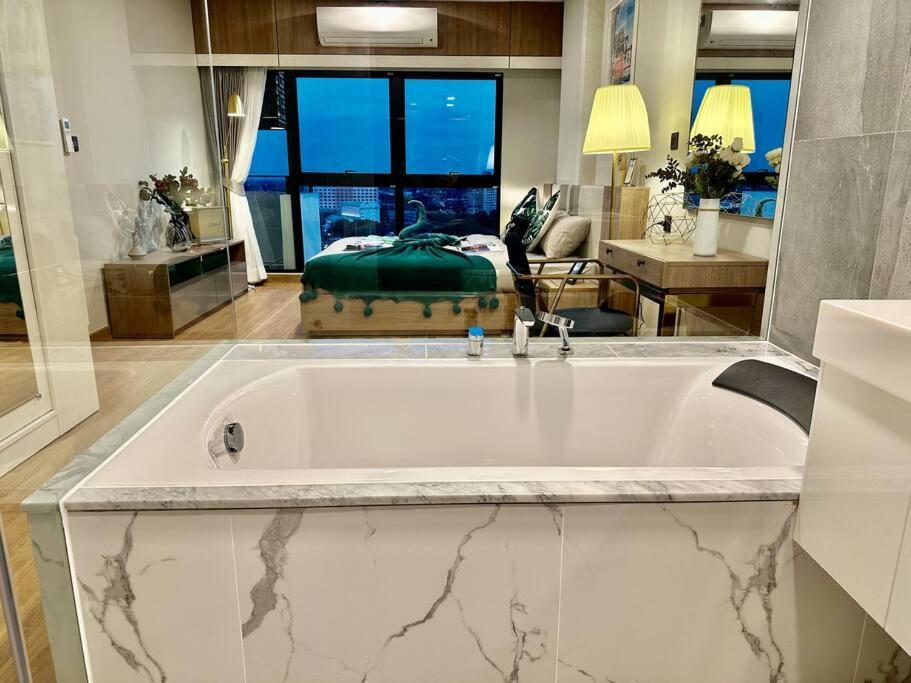 Astra Sky River High Floor,3 Bedrooms 97㎡ 山景房带浴缸 Τσιάνγκ Μάι Εξωτερικό φωτογραφία